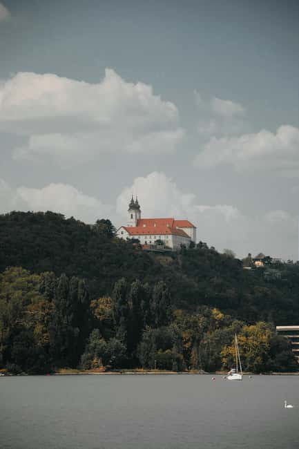 Budapest: Tihany Peninsula Hike and Abbey Day Trip - Why the Tihany Peninsula hike feels like a real day out from Budapest