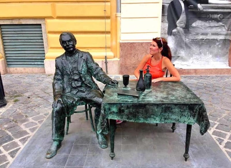 Budapest to Szentendre e-Bike Tour with a local guide - Parliament photos and Margaret Island views, without rushing