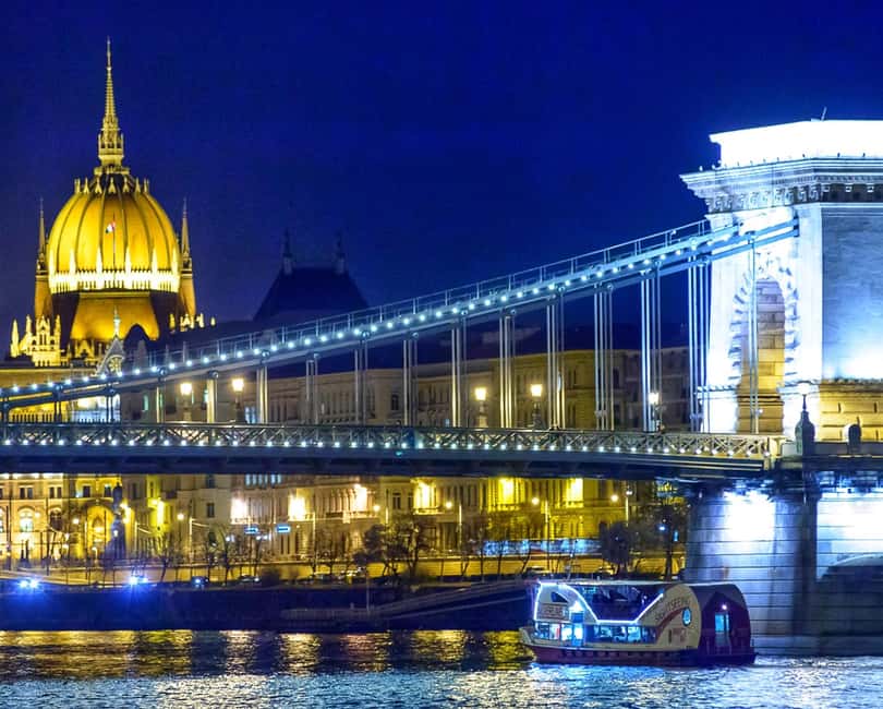 Budapest: Unlimited Drink Cruise - Why an hour on the Danube with unlimited drinks makes sense