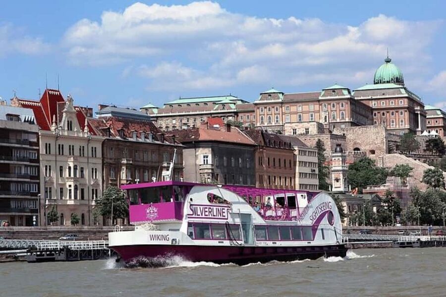 Budapest: Unlimited Drink Cruise - Getting on board: Dock 11 and what the Silverline setup feels like