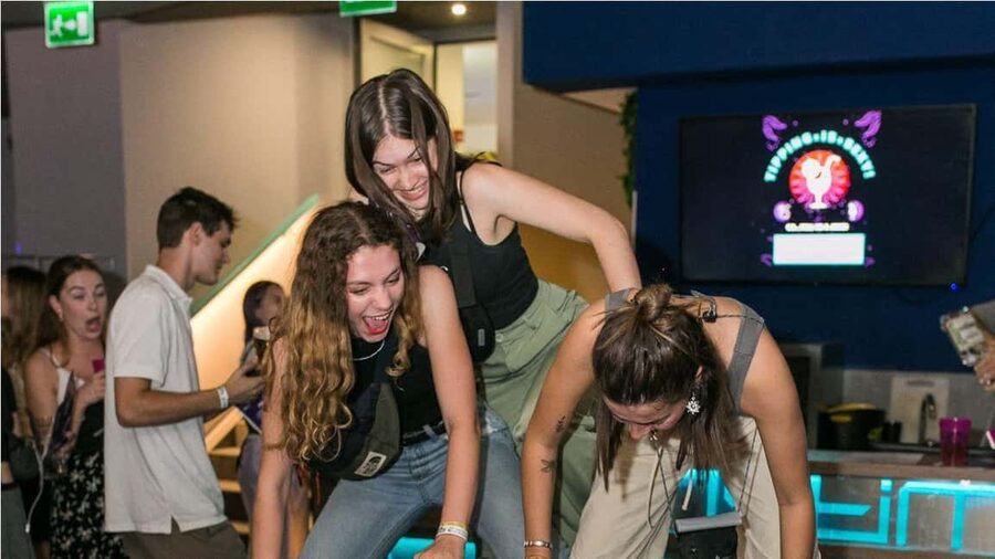 Budapest: Unmissable Bar Crawls with Shots & VIP Club Entry - Ultimate Pub Crawl nights: games, welcome shots, and an easy route