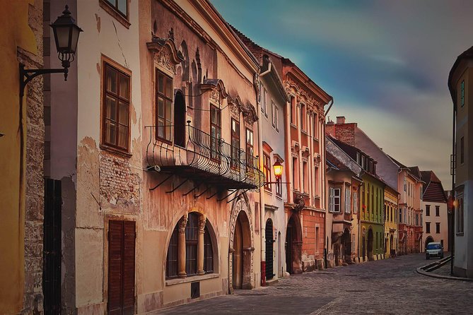 Budapest-Vienna One-Way Sightseeing Transfer - Stop 3: Bratislava Old Town and the castle overlooking it all