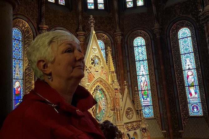 Budapest Walking Tour with Your Private Guide: 10+ Highlights - Lara as a host, why the tour feels more usable after the walk