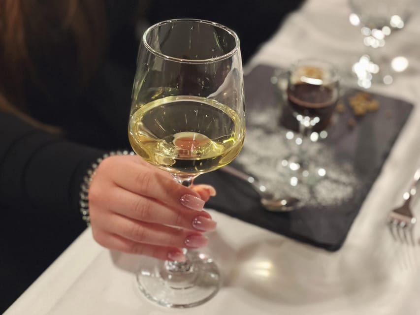 Budapest: Wine & Dine Cruise on the Danube - Smart Tips So You Get the Most From the Night