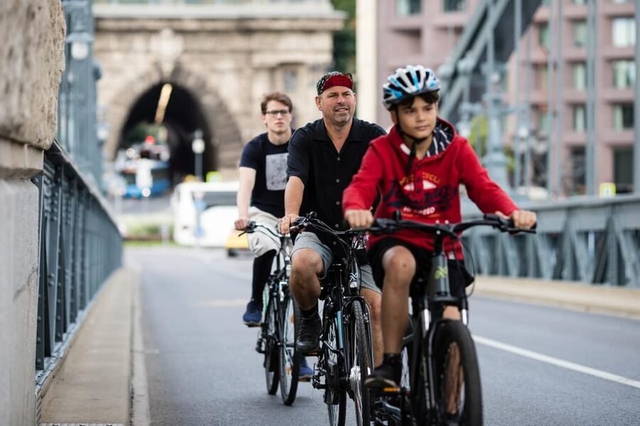 Choose a bicycle and make your own tour in Budapest-24 hrs - Key Things That Make This Budapest Bike Day Work