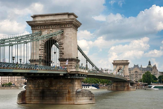 Classic Walk in Budapest - What you really get for about $42.17 in 3 hours