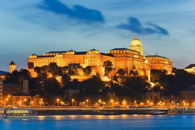 Cocktail Cruise and City Views on the Danube in Budapest - The Route Highlights: Chain Bridge, Parliament, and the Danube Lineup