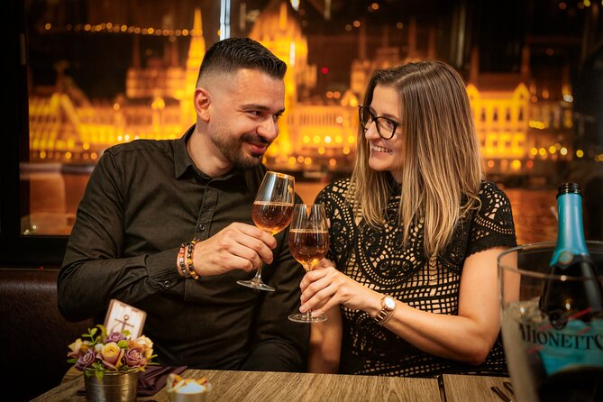 Dinner & Lights - Budapest Dinner Cruise - FAQ