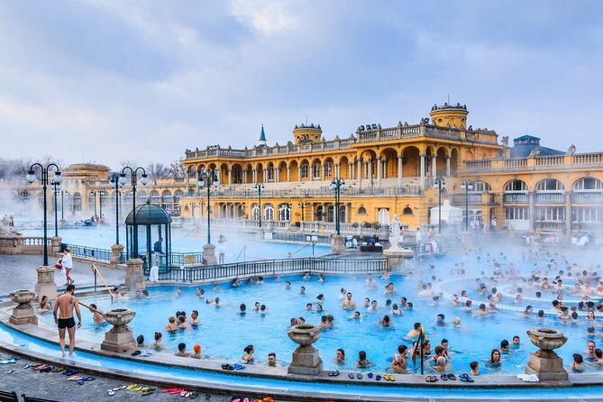 Entrance to Szechenyi Spa in Budapest - Szechenyi Baths in Budapest: the thermal day you can customize