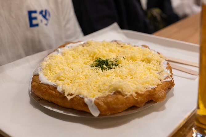Flavors of Budapest: Guided Food & Drink Tour - Guides and pacing: why small groups matter (and who you might get)