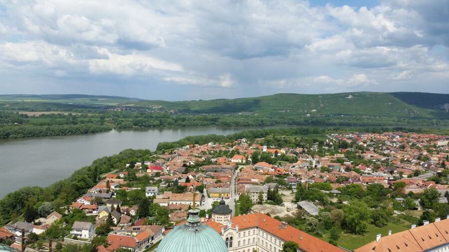 From Budapest: Danube Bend Full-Day Private Tour with Lunch - Price and value: what you’re actually paying for