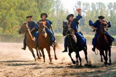 Full-Day Puszta Tour with Lunch and Show