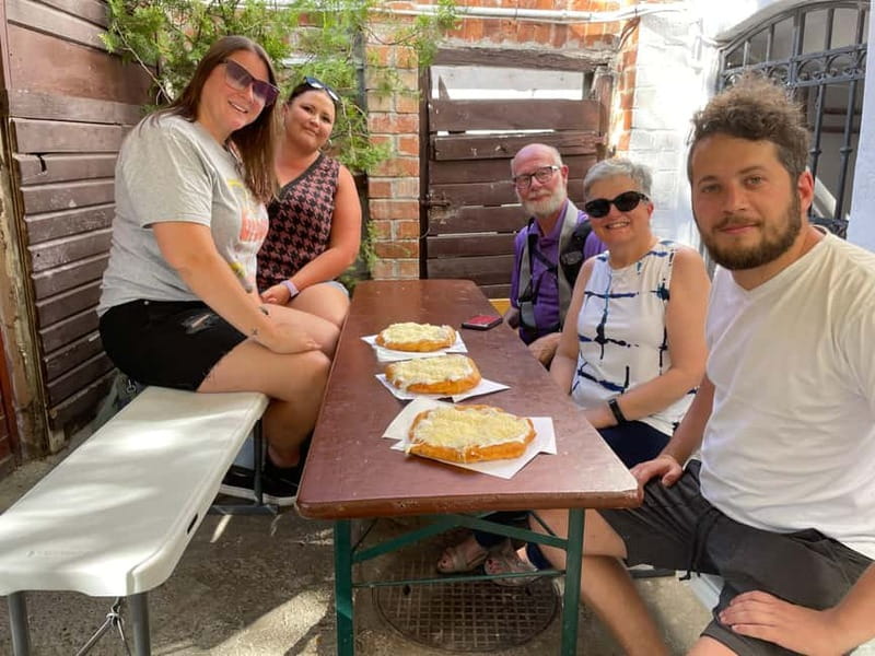 From Budapest: Szentendre Art and History with StreetFood - Art Studios, Galleries, Museums, and the Local Creative Scene
