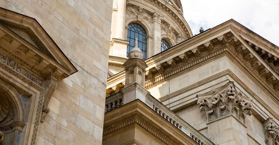 Full Day Budapest City Tour with Lunch, Wine & Dessert - Key things to know before you go