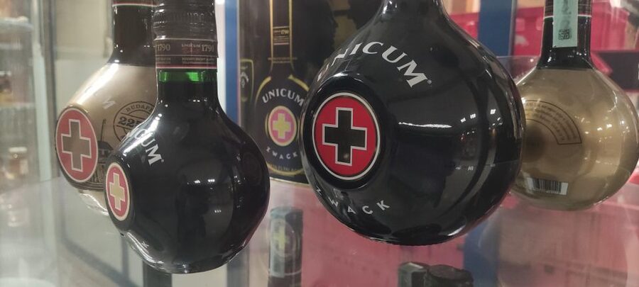 German tour in the Market Hall of Budapest with tastings - Key Points to Know Before You Go