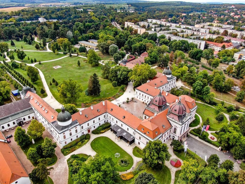 Godollo: The Royal Palace of Gödöllő Ticket - Getting Oriented at Grassalkovich-kastély and the Day’s Flow