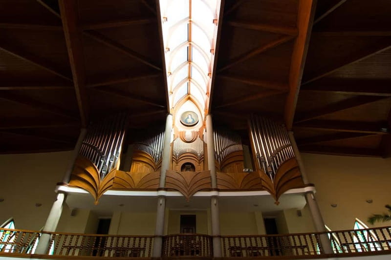 Hévíz: Majestic Sounds Organ Concert at the Blue Church - What to Expect During the 70-Minute Concert: A Simple, Well-Timed Flow