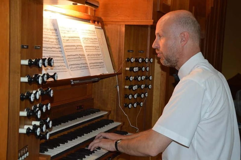 Hévíz: Majestic Sounds Organ Concert at the Blue Church - Miklós Teleki and the Series Style: Baroque, Romantic, and Chamber Nights