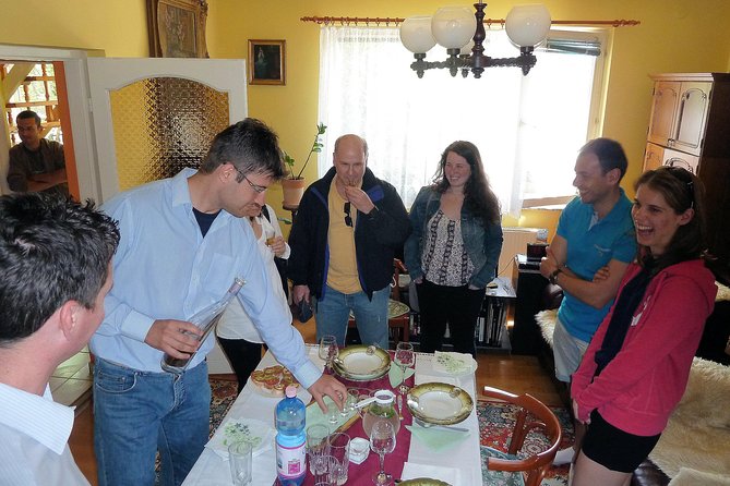 Hungarian lunch/dinner with locals in their home w/ car transfer - What to expect during the house visit and conversation