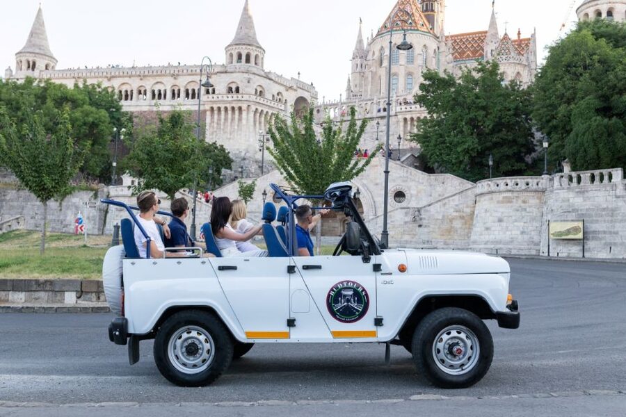 Iconic Budapest tour with Classic Russian Jeep and G-Wagon - Pickup in Budapest and what to plan for