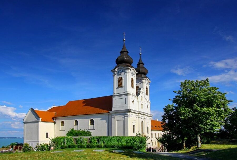 Lake Balaton and Herend Guided Tour - Lake Balaton and Herend: What This Day Trip Really Delivers