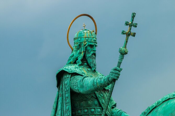 Live virtual walking tour in the Buda Castle quarter - Alexander Palace: where the story shifts to time and construction