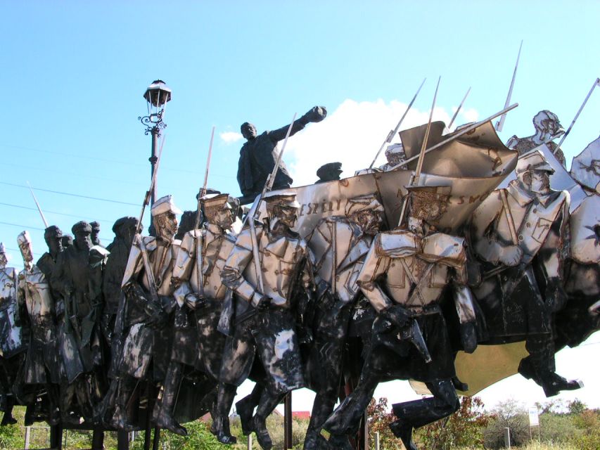 Memento Park: Official Guided Tour with Entry Ticket - Stalin’s Grandstand and the Hidden Rooms You’ll Want to Spot