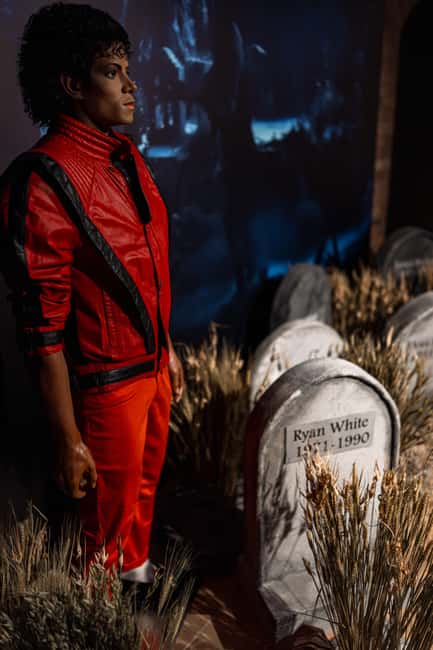 Michael Jackson HIStory Exhibition Entry Ticket - Neverland and music video installations: what to look for during your time in the rooms