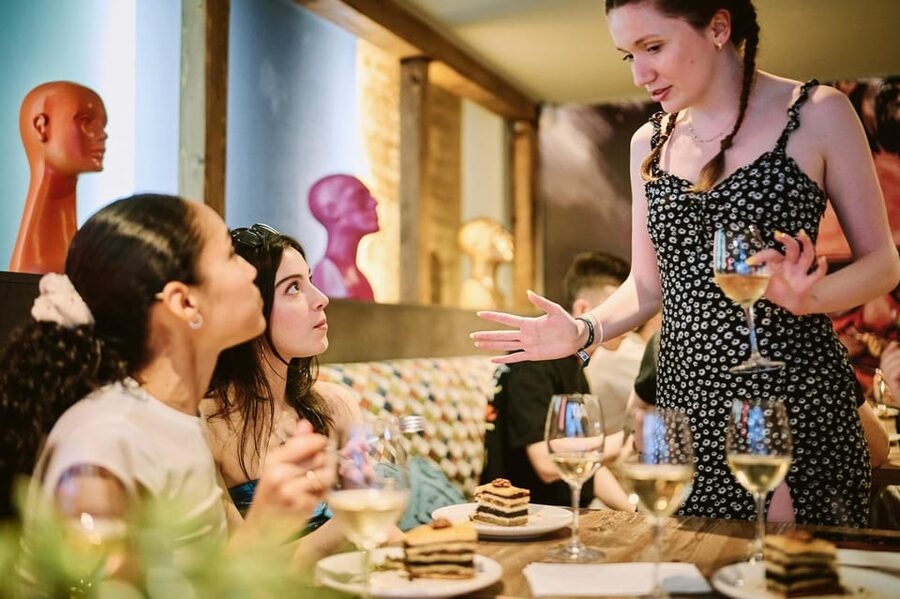 Private Budapest Food Tour with Drinks Included - The real value in four eateries and organized entry