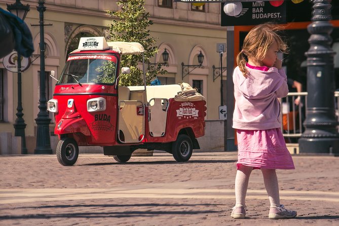Private Budapest TukTuk Tour: Custom Route, Hotel Pickup - Baths and Viewpoints on Gellért Hill: Gellért, Citadella, and the Freedom Statue