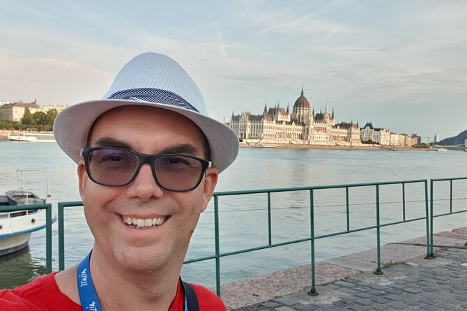 Private Family Friendly Walking Tour with Children in Budapest - Stop 1: Heroes Square, City Park, and the medieval-meets-spooky stories