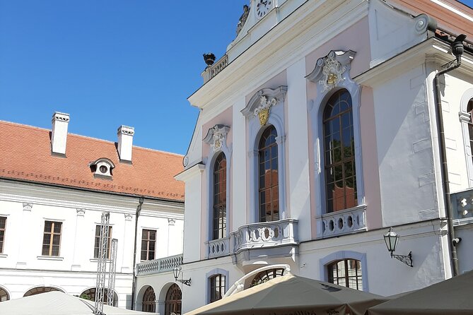 Private Sissi Castle Tour - The garden walk: where the story becomes more human