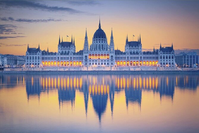 Private Stag Do Tour: Fun E-Scooter Ride with Games in Budapest - Your first stops at Rudas Baths and Castle Garden