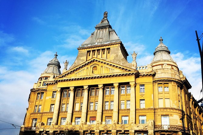 Private Tour Around Budapest - Buda Castle area by way of the Chain Bridge