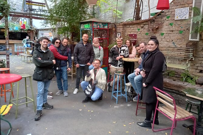 Street Art and Alternative Tour in Budapest - Why ending at Szimpla Kert is a perfect wrap-up