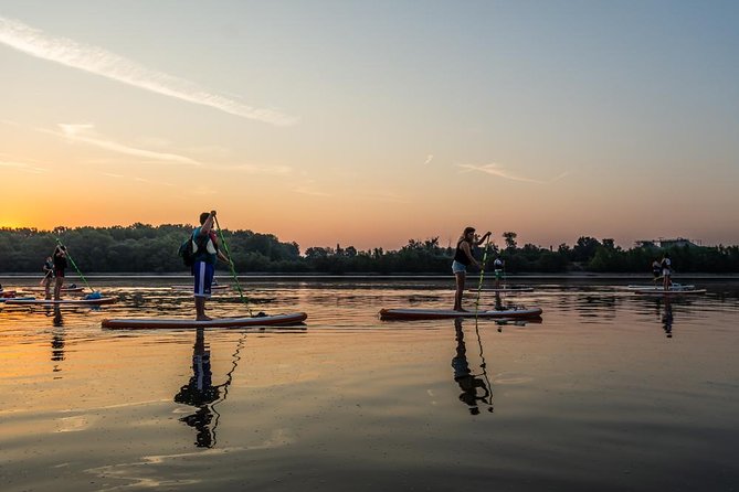 SUP Budapest: Sunset tour - Getting off the board: wet changes, slippery rocks, and what to pack