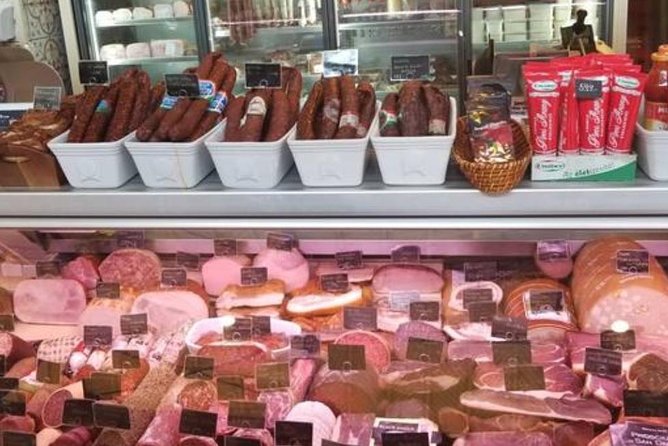 Taste Budapest - Fat Boy Foodies Walk - What makes the route feel authentic, not touristy