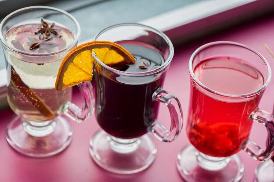 Unlimited Mulled Wine Cruise - The full route: Vigadó Square to Fisherman’s Bastion, plus Parliament at night