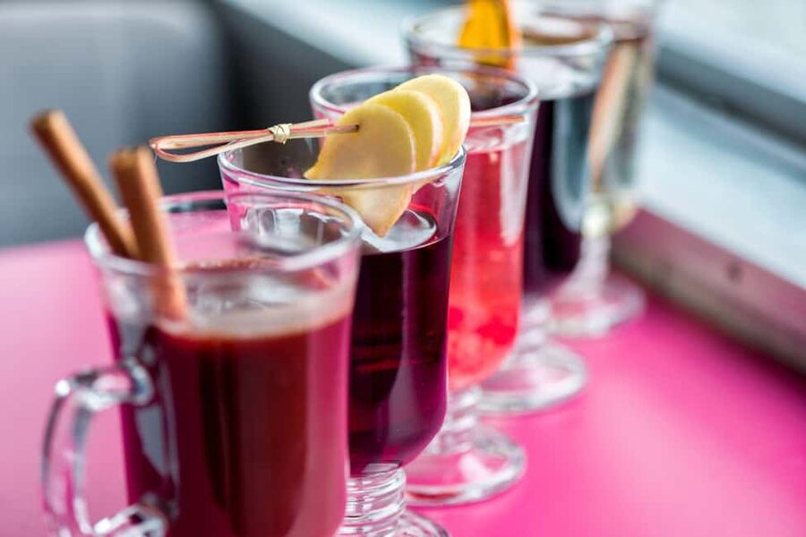 Unlimited Mulled Wine Cruise - Best time to ride: twilight views and the Parliament lighting moment