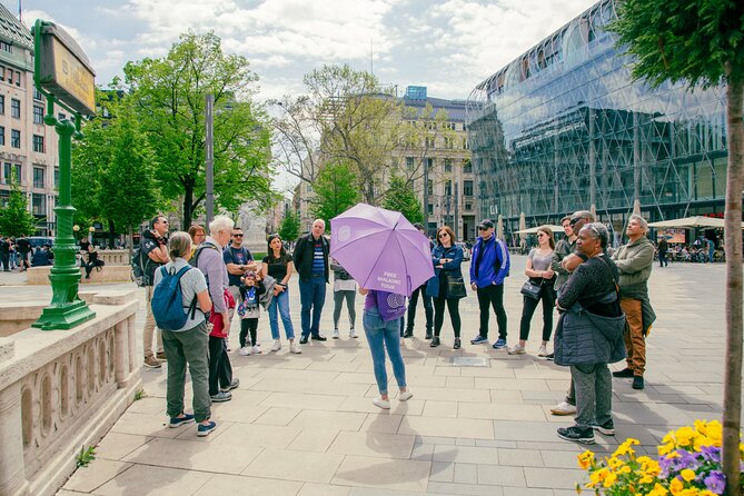 Walking Tour Budapest incl. the Shoes on the Danube Bank - Pace, group size, and weather: what to watch for