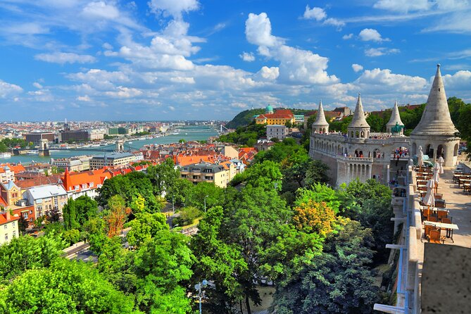 Welcome to Budapest 3 hrs Must See Private Tour by car - Door-to-door pickup, private group size, and what the timing really means