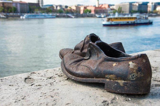 Welcome to Budapest Evening Walk - Key Highlights You Should Care About